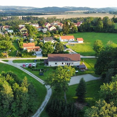 Penzion Na Podlesi Ve Zlate Korune Zlatá Koruna Exterior foto