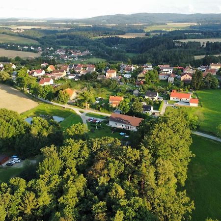 Penzion Na Podlesi Ve Zlate Korune Zlatá Koruna Exterior foto