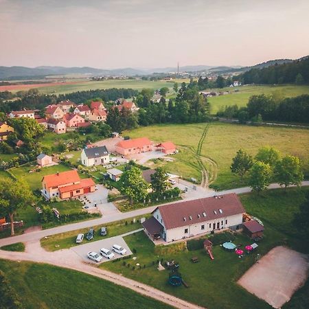 Penzion Na Podlesi Ve Zlate Korune Zlatá Koruna Exterior foto
