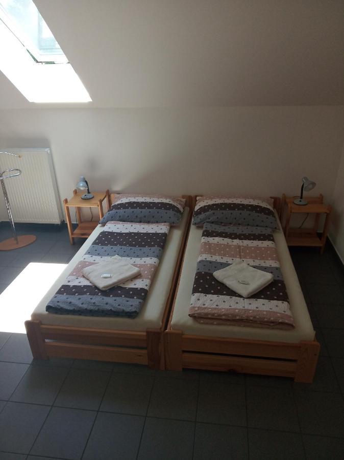 Penzion Na Podlesi Ve Zlate Korune Zlatá Koruna Exterior foto