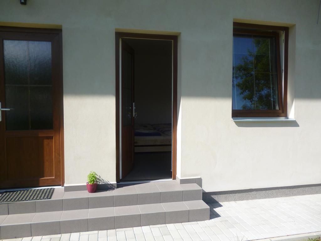 Penzion Na Podlesi Ve Zlate Korune Zlatá Koruna Exterior foto