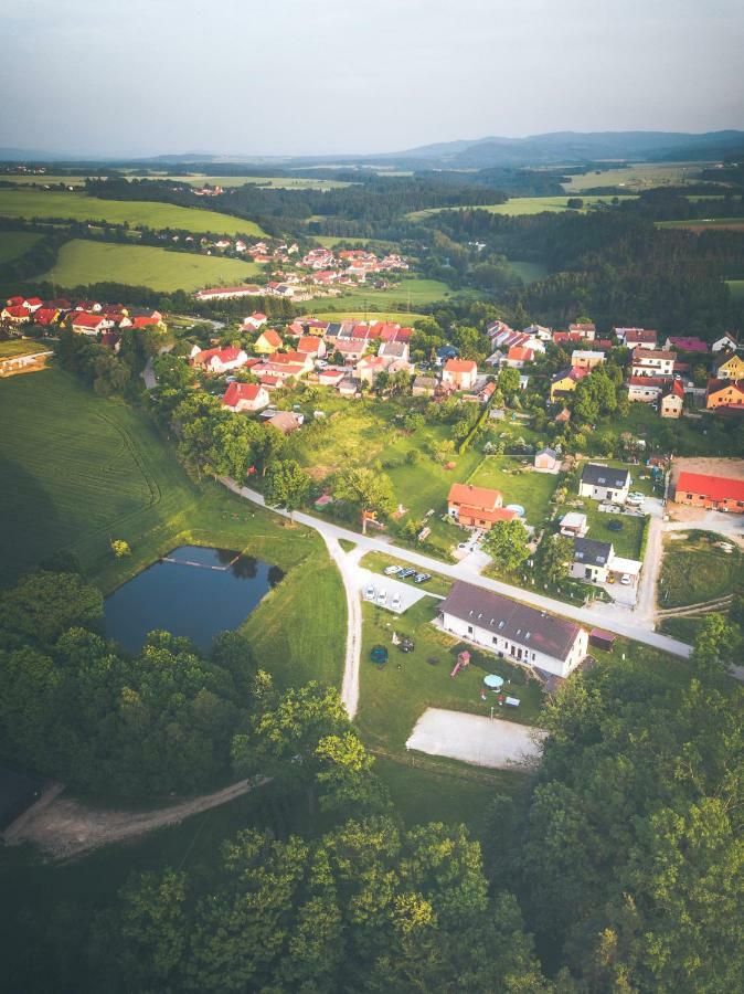 Penzion Na Podlesi Ve Zlate Korune Zlatá Koruna Exterior foto